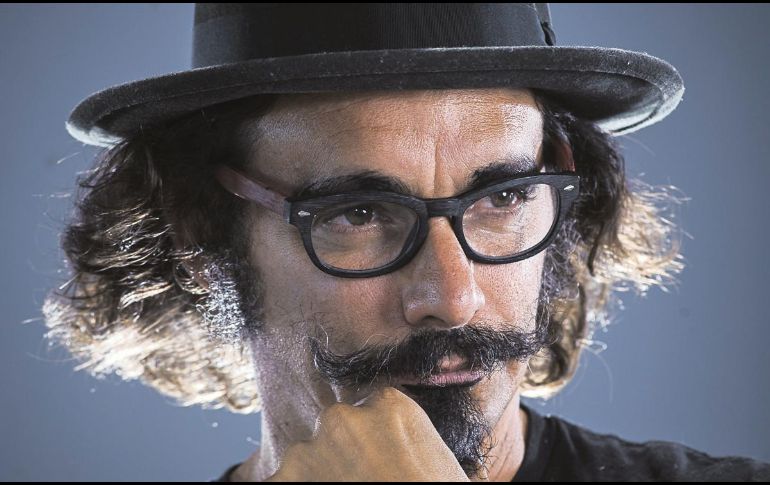 El artista ofrece en este proyecto una mirada profunda a la relación entre el agua y el ser humano. ESPECIAL