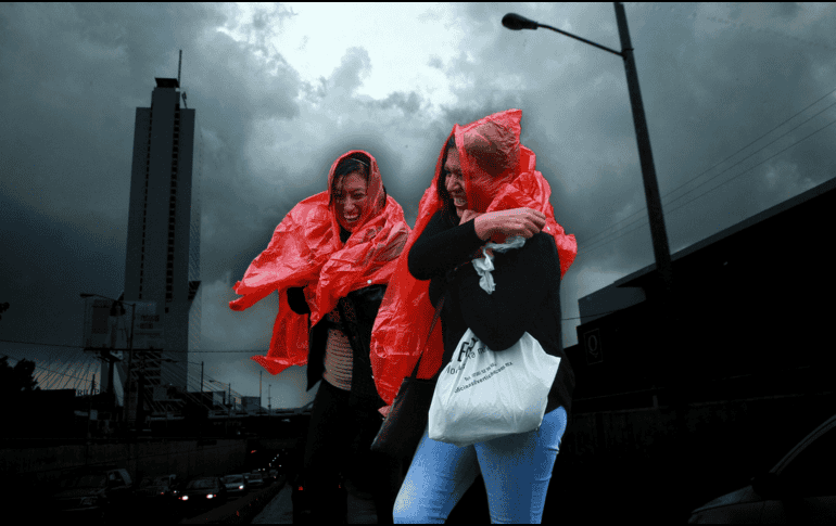 La depresión tropical “UNO-E” mantiene su desplazamiento al noroeste frente a las costas del occidente de México. EL INFORMADOR / ARCHIVO