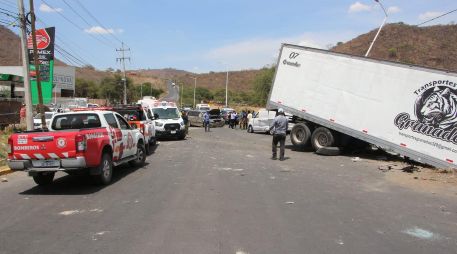 De las ocho personas lesionadas cuatro tuvieron lesiones regulares y cuatro en estado leve. CORTESÍA.