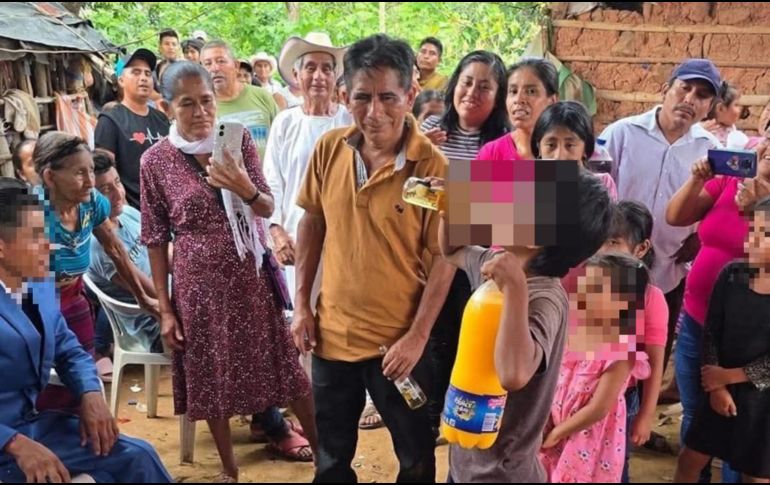 La costumbre grabada en video es conocida como el 