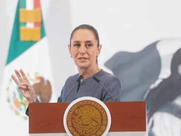 La Presidenta planea bajar la comisión que cobra Financiera para el Bienestar para apoyar a los migrantes que envían remesas. EL UNIVERSAL