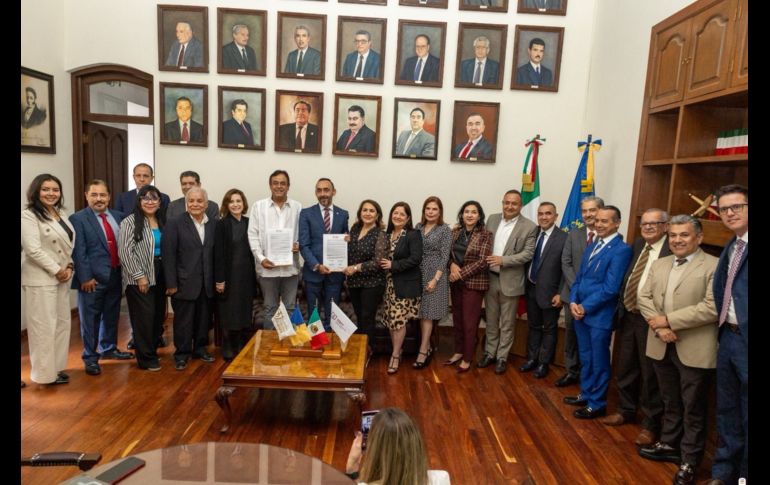 El acuerdo fue suscrito por el magistrado presidente del STJ, José Luis Álvarez Pulido y Salvador Cosío Gaona. CORTESÍA