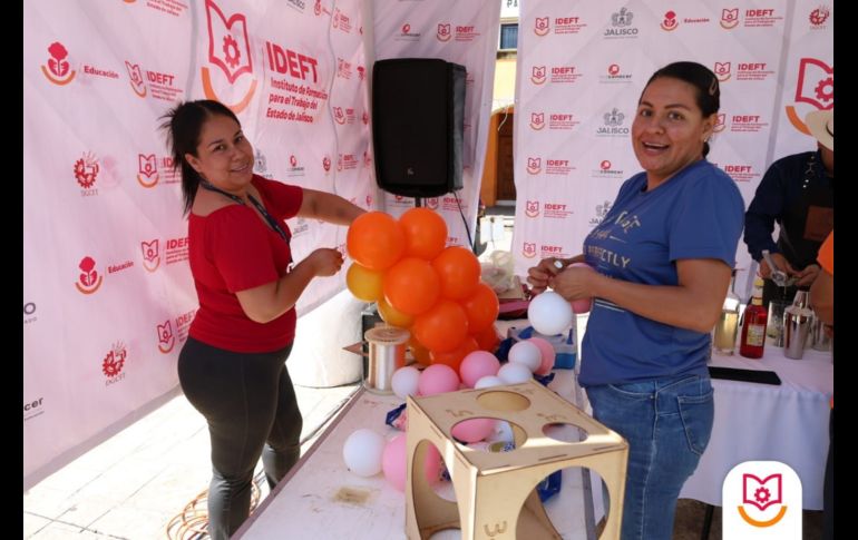 Además del evento de exhibición, se firmó un convenio de colaboración entre el IDEFT y el Ayuntamiento de Teuchitlán. CORTESÍA