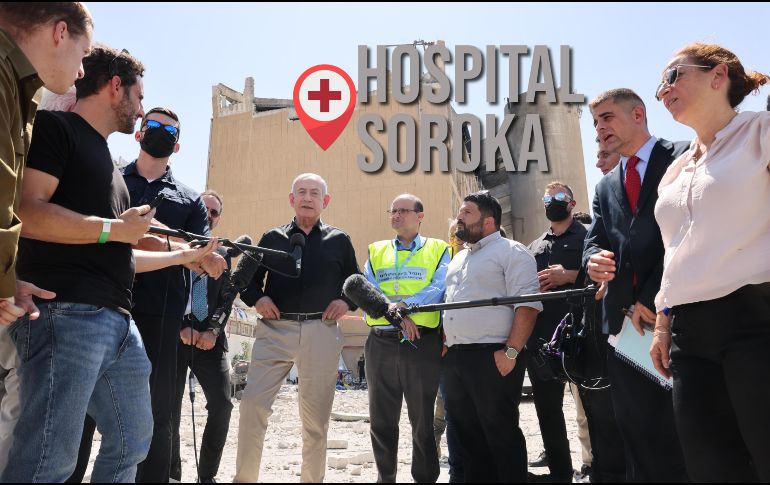 Benjamín Netanyahu habla a medios desde el Hospiral Soroka el cual recibió un ataque de un misil proveniente de Irán. EFE / EPA / MARC ISRAEL SELLEM / POOL