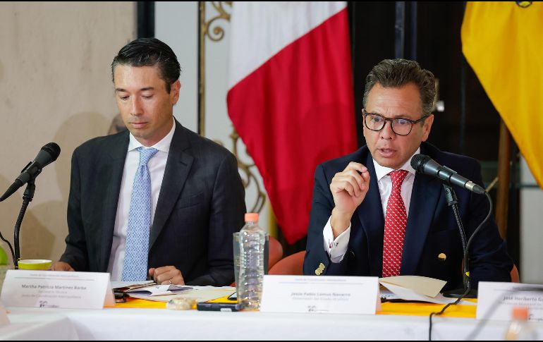 El Procurador de Protección al Medio Ambiente de Jalisco, Iker Frangie y el gobernador de Jalisco, Pablo Lemus Navarro. EL INFORMADOR/ H. Figueroa.