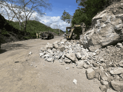 El Centro SICT Jalisco exhortó a la población en general a extremar precauciones al conducir, para evitar incidentes, especialmente cuando la lluvia se intensifique. CORTESÍA.