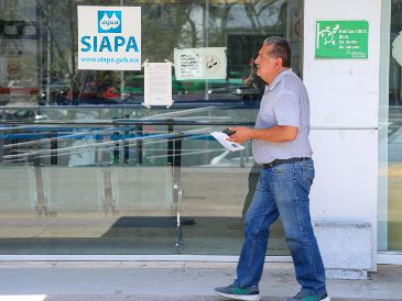 El pasado 22 de mayo, el director del Siapa, Antonio Juárez, acudió al Congreso para justificar el incremento. EL INFORMADOR / ARCHIVO