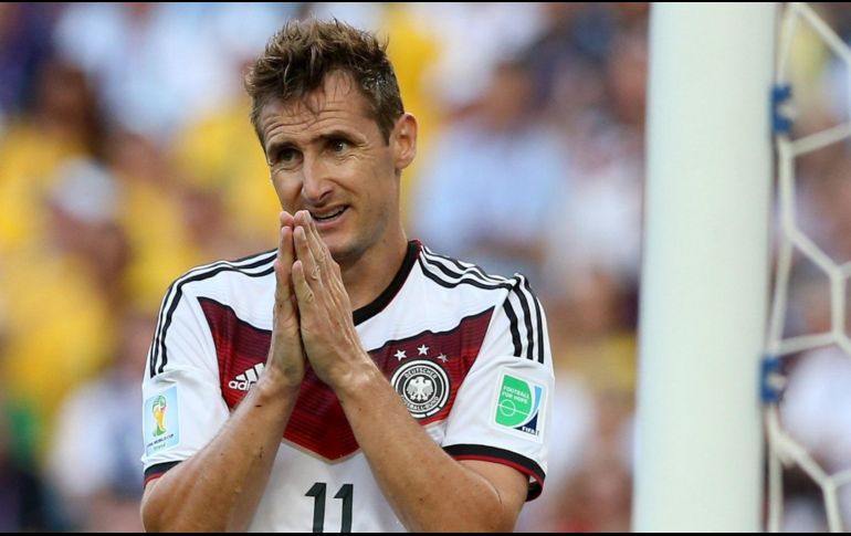 MIROSLAV KLOSE. El alemán se sitúa en lo más alto de este prestigioso listado, con 16 goles conseguidos en cuatro ediciones jugadas. EFE / ARCHIVO