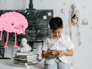 La psicología enfatiza que el entorno, la educación y la motivación personal influyen profundamente en nuestras capacidades cognitivas a lo largo del tiempo. CANVA / PEXELS