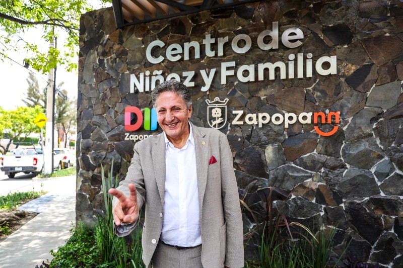 Juan José Frangie destacó que en el Centro las familias podrán conocer, platicar y jugar con los menores. EL INFORMADOR/A. Navarro
