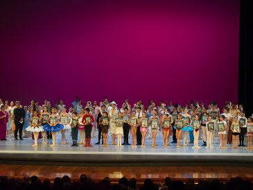 Los participantes también fueron acreedores a un amplio programa de becas que incluye instituciones de alto nivel en México, Canadá, Estados Unidos y España. CORTESÍA