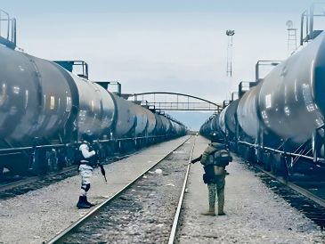 7 de julio de 2025. Las Fuerzas Armadas decomisaron 129 carrotanques que transportaban más de 15 millones de litros de combustible, en operativos realizados en los municipios de Arizpe y Saltillo, Coahuila. ESPECIAL