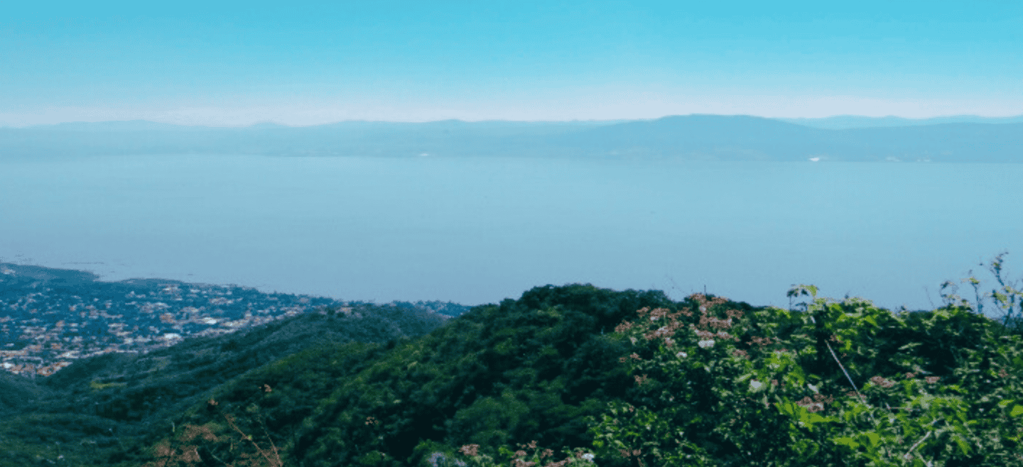 Son muchas las cosas que justifican los pretextos para la Ribera de Chapala durante esta lluviosa temporada del año. ESPECIAL / Gobierno de Jalisco