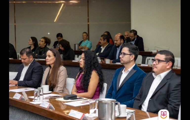 El titular del organismo, Salvador Cosío Gaona, encabezó la presentación realizada en la sala de Consejo de la Cámara Nacional de Comercio de Guadalajara y Zapopan (CANACO), ante representantes de los gobiernos federal y estatal. CORTESÍA