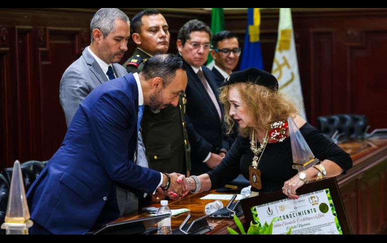 Abogados y notarios públicos de Jalisco fueron galardonados gracias a su destacada labor en el ejercicio de la ciencia del derecho. EL INFORMADOR/ A. NAVARRO.