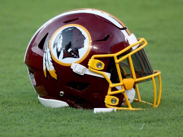 El equipo de Washington comenzó en Boston como los Redskins en 1933, antes de mudarse a la capital de la nación cuatro años después. AFP / ARCHIVO