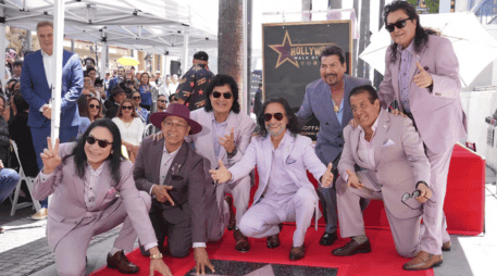 Los Bukis reciben su estrella en el Paseo de la Fama de Hollywood. ESPECIAL / AP / J. STRAUSS