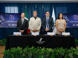 René Calderón dedicó la presea a todos los colaboradores de la empresa. EL INFORMADOR/H. Figueroa