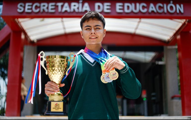 Diego Alejandro Ruelas Gómez es estudiante de la Secundaria 49 de Cocula, piensa en obtener grado profesional en física o matemáticas y su ideal es trabajar para la NASA. EL INFORMADOR/H. FIgueroa