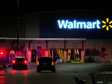 Vehículos de la Policía en la zona del ataque en Traverse City, Michigan. AP/R. Sun