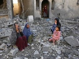 Familias enteras y en especial menores de edad, principales víctimas de la hambruna. AFP