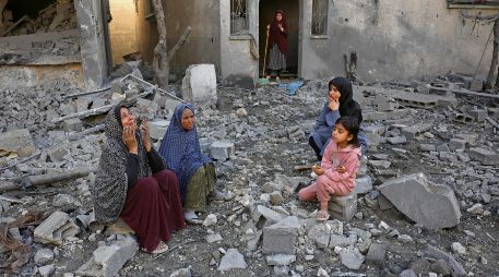 Familias enteras y en especial menores de edad, principales víctimas de la hambruna. AFP