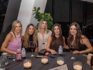 Gaby Estrada, Inés Camberos, Fernanda Estrada y Paulina García. GENTE BIEN JALISCO / J. Soltero