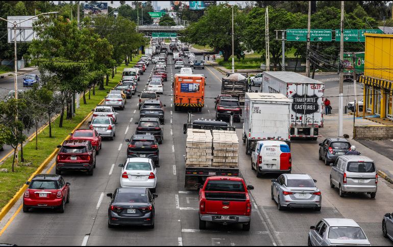 En la actual administración, se han implementado acciones como los carriles a contra flujo, la troncal de transporte público López Mateos o restricciones al transporte de carga, entre otras. EL INFORMADOR/ A. Navarro