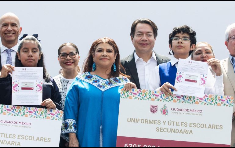 La Beca Rita Cetina está dirigida a familias con hijos o menores bajo su cuidado que cursan la educación básica. CORTESÍA/SEP