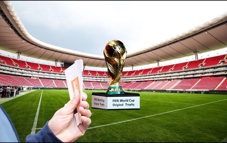 Ya están disponibles algunos boletos para partidos de fase de grupos y dieciseisavos de final que se jueguen en ciudades como Guadalajara, Monterrey y la Ciudad de México. ESPECIAL / EL INFORMADOR y CANVA