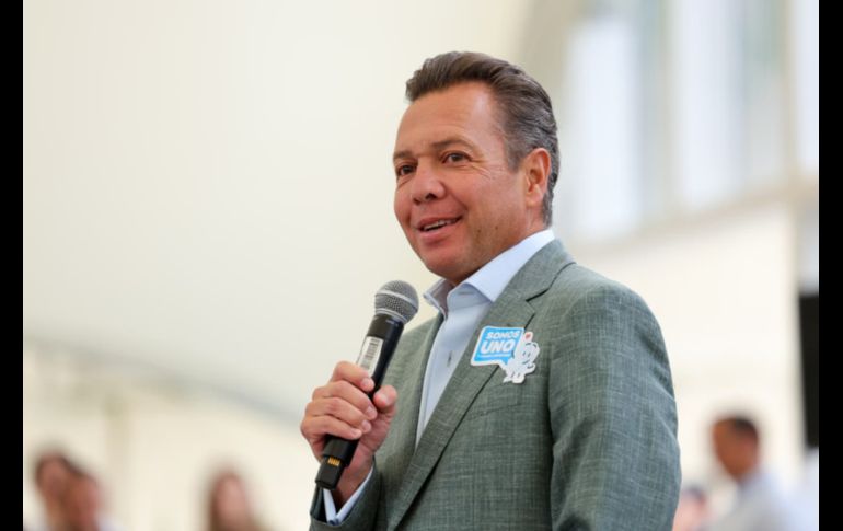 Pablo Lemus destacó que la entrega de estos kits mejorará la calidad de vida y la situación económica de los pacientes. EL INFORMADOR/H.NAVARRO