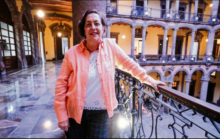 Carmen Villoro. La autora jalisciense presentó una obra que retrata lo absurdo de la vida diaria. CORTESÍA