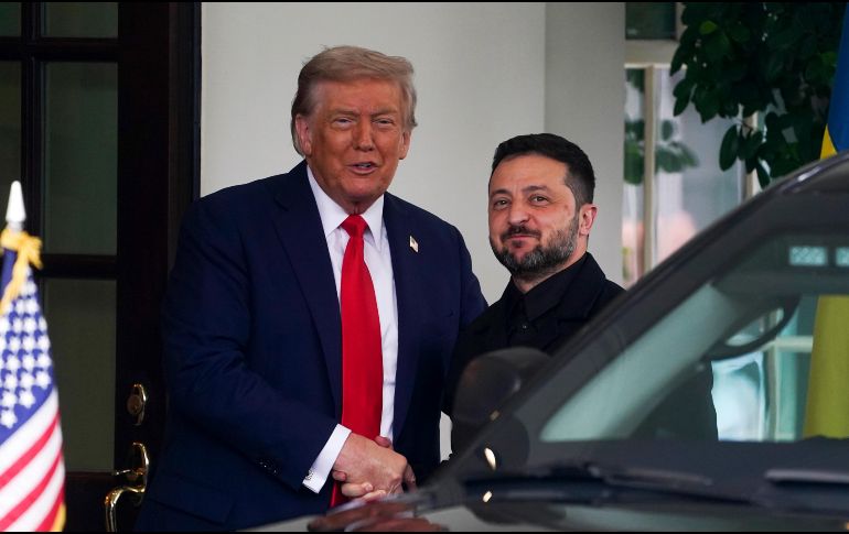 Zelenski fue recibido en el Ala Oeste de la Casa Blanca por Trump, mientras que el resto de líderes europeos que llegaron antes hicieron su entrada por el Pórtico Sur. EFE/W. OLIVER