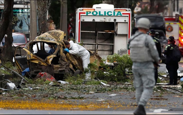 Según el reporte preliminar de las autoridades, el atentado dejó un saldo de cinco personas muertas y 36 heridas, confirmó la Alcaldía de Cali en un comunicado. EFE / E. Guzmán