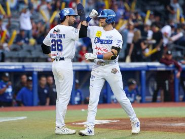 Los Charros consiguieron acorralar a unos Algodoneros que, de no ganar este domingo, se estarán despidiendo de la competencia. CORTESÍA/ CHARROS DE JALISCO.