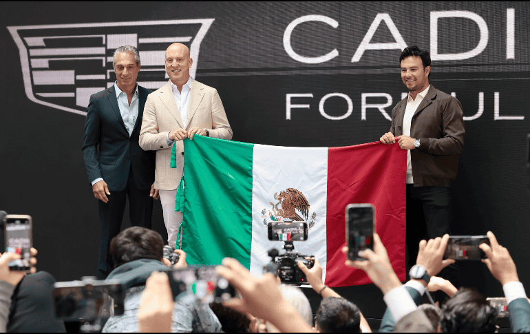 Hoy miércoles 27 de agosto, Checo Pérez ofreció su primera conferencia de prensa como piloto de Cadillac, en un evento en la CDMX. EFE / J. Méndez