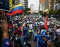 Miles de caraqueños han mostrado su apoyo al régimen de Maduro. EFE