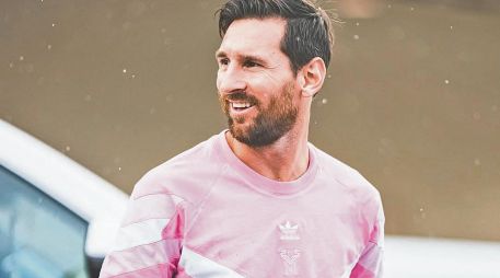 El astro argentino arribó a la Ciudad Esmeralda para disputar la final del certamen. ESPECIAL