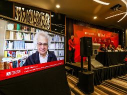el escritor participó de manera virtual, compartiendo la sorpresa y el orgullo que le produjo recibir este galardón. EL INFORMADOR/ A. Navarro