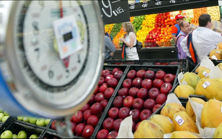 Las promociones en alimentos son válidas en las más de 2 mil sucursales de Walmart y en su página de internet. EL INFORMADOR/Archivo
