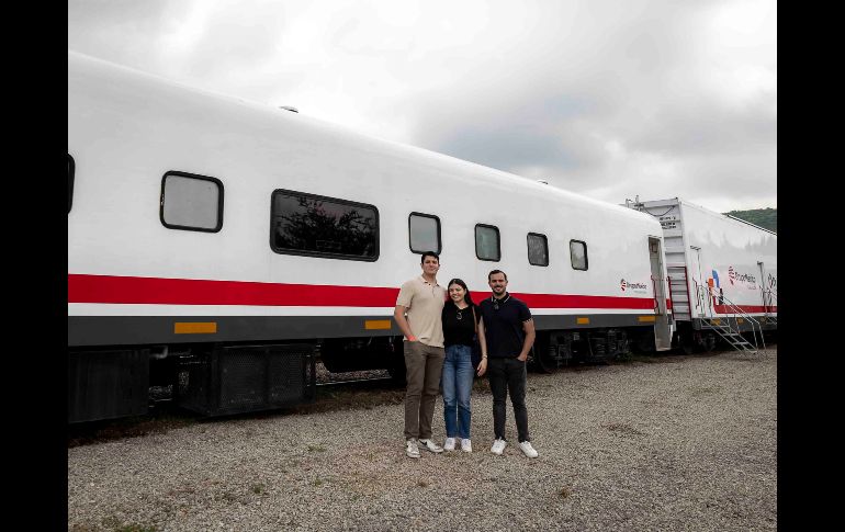 Sebastián Vallejo, Ana Paula Albanés y Juan Pablo Albanés. GENTE BIEN JALISCO / Revista del 5 de septiembre 2025