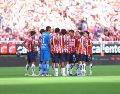 Chivas cuenta con severas bajas por lesión, situación que ha obligado a su entrenador a realizar diferentes ajustes en su once inicial. IMAGO7.