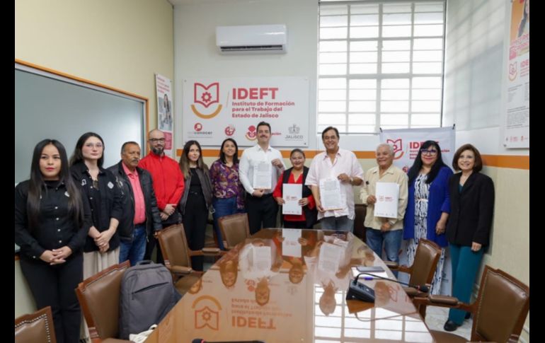 Con el objetivo de fortalecer la enseñanza del idioma inglés, especialmente en el ámbito de los negocios, el Instituto de Formación para el Trabajo del Estado de Jalisco (IDEFT), bajo la dirección de Salvador Cosío Gaona, estableció una alianza estratégica con la empresa E Globalizing Talent. CORTESÍA