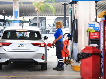 El litro de gasolina Premium ha aumentado desde inicios del año y ahora está entre 27 y 28 pesos. EL INFORMADOR/J. Acosta