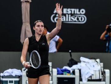 La francesa se mostró confiada, quebrando en momentos clave y resistiendo la presión de Mertens. EL INFORMADOR/ A. NAVARRO.