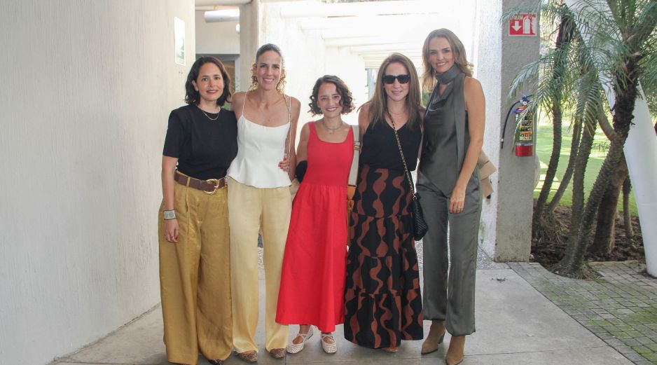 Ale Sierra, Paloma Gómez, Nicole Toussaint, Isabel Domene y Lorenza Fejervary. GENTE BIEN JALISCO / E. Escamilla