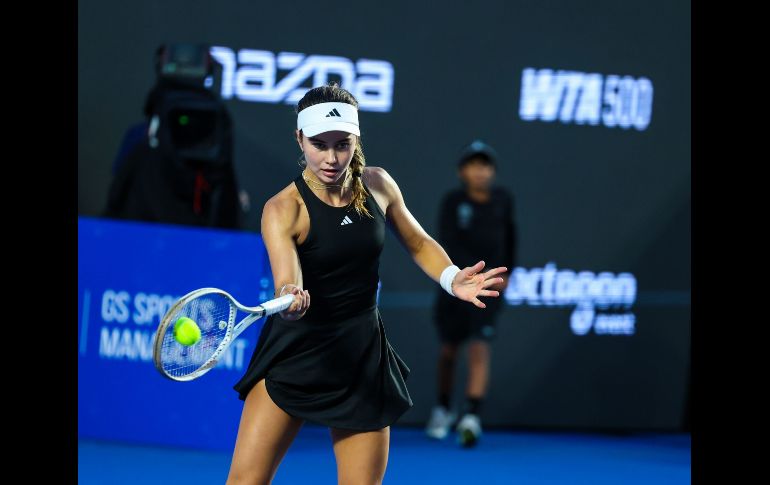 La estadounidense Iva Jovic y la andorrana Victoria Jimenez Kasintseva fueron las protagonistas de un encuentro sumamente emocionante y reñido. EL INFORMADOR / A. Navarro