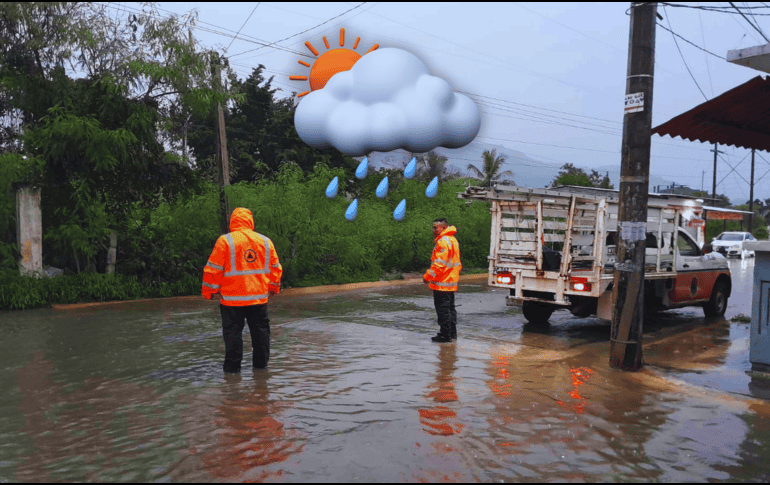 Las lluvias puntuales fuertes a intensas podrían reducir la visibilidad en tramos carreteros, incrementar los niveles de ríos y arroyos, y generar encharcamientos, deslaves e inundaciones. SUN / ARCHIVO