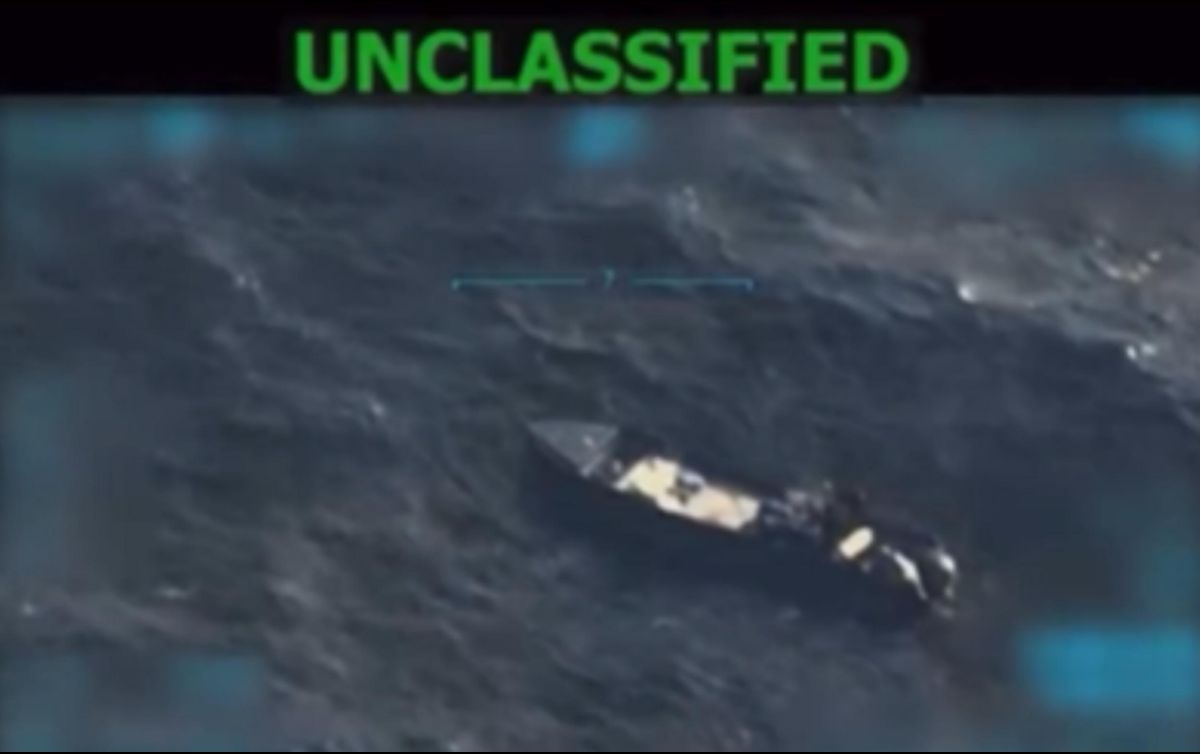 En sus redes sociales, la cuenta oficial de la Casa Blanca publicó el presunto video del ataque contra a embarcación. x / @WhiteHouse