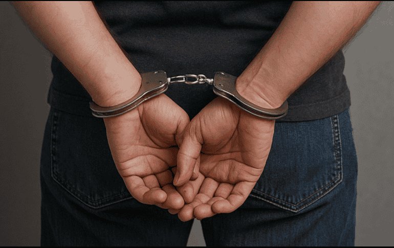 Los cuatro agentes municipales fueron puestos a disposición de la Fiscalía General del Estado (FGE) para las diligencias legales correspondientes. ESPECIAL